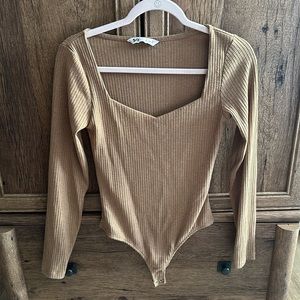 *SOLD* Brown ribbed body suit